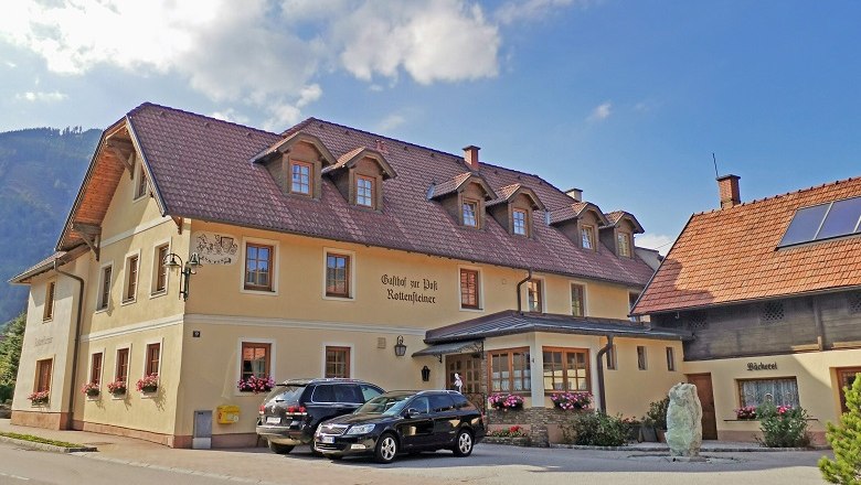 Täglich frisches Gebäck aus der hauseigenen Bäckerei, © Wiener Alpen